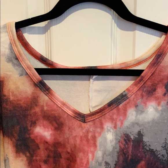NWT cute tie dye knit top - Picture 2 of 5